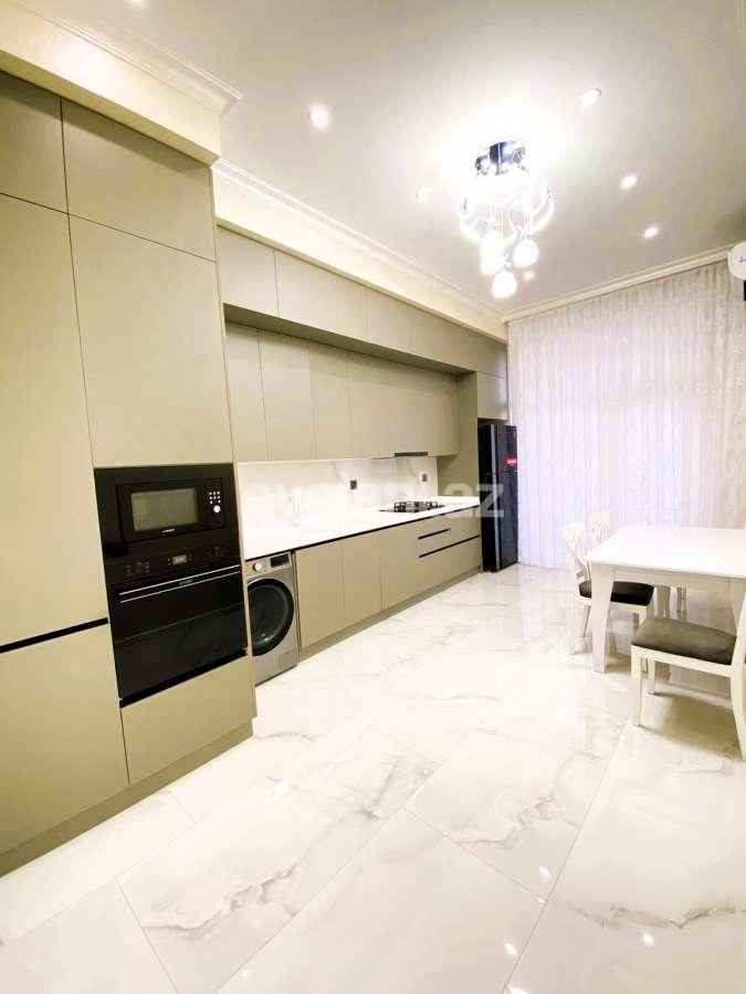 Kirayə verilir, yeni tikili, 3 otaqlı, 120 m², Bakı, Nəsimi r, 28 may m.