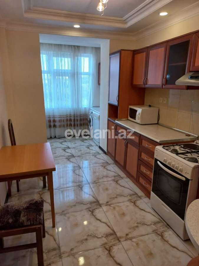 Kirayə verilir, köhnə tikili, 3 otaqlı, 70 m², Bakı, Yasamal r, Elmlər Akademiyası m.