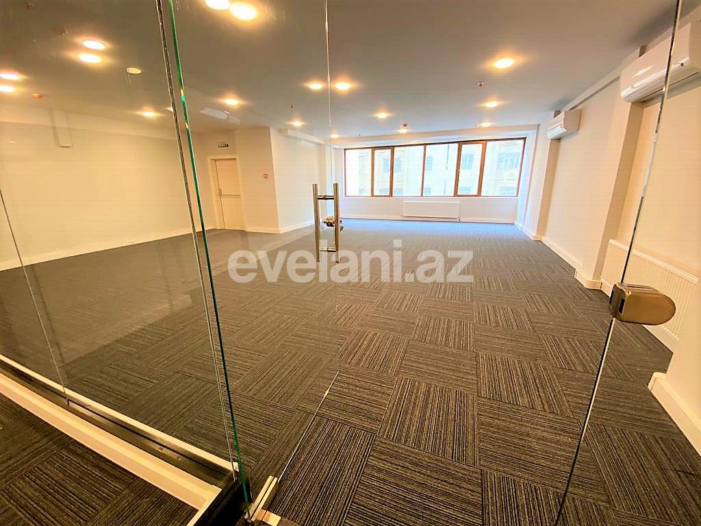 Kirayə verilir, ofis, 20 otaqlı, 1200 m², Bakı, Xətai r, Ağ şəhər q, Şah İsmayıl Xətai m.