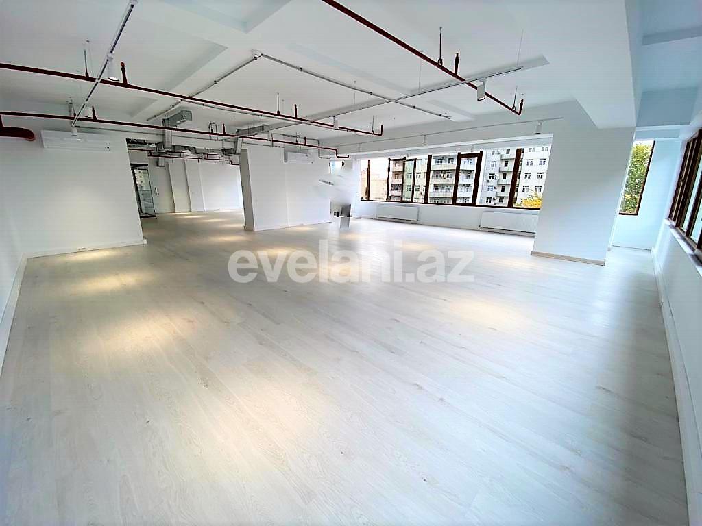 Kirayə verilir, ofis, 20 otaqlı, 1200 m², Bakı, Xətai r, Ağ şəhər q, Şah İsmayıl Xətai m.