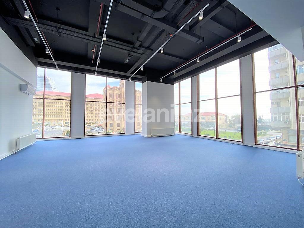 Kirayə verilir, ofis, 20 otaqlı, 1200 m², Bakı, Xətai r, Ağ şəhər q, Şah İsmayıl Xətai m.
