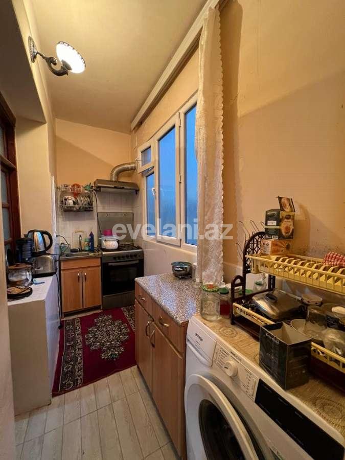 Satılır, köhnə tikili, 3 otaqlı, 70 m², Bakı, Suraxanı r, Yeni Günəşli q.