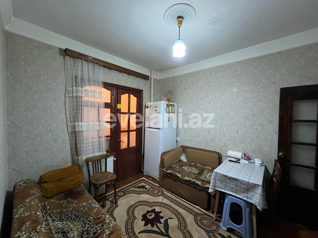 Satılır, köhnə tikili, 3 otaqlı, 70 m², Bakı, Suraxanı r, Yeni Günəşli q.