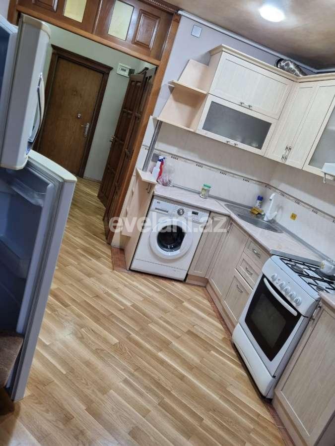 Kirayə verilir, köhnə tikili, 2 otaqlı, 60 m², Bakı, Nəsimi r, 4-cü mikrorayon q, Memar Əcəmi m.