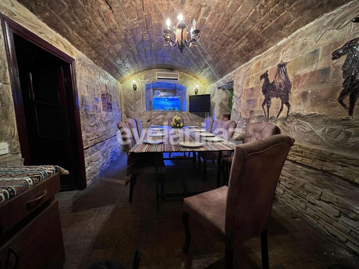 Satılır, obyekt, 200 m², Bakı, Səbail r, Sahil m.