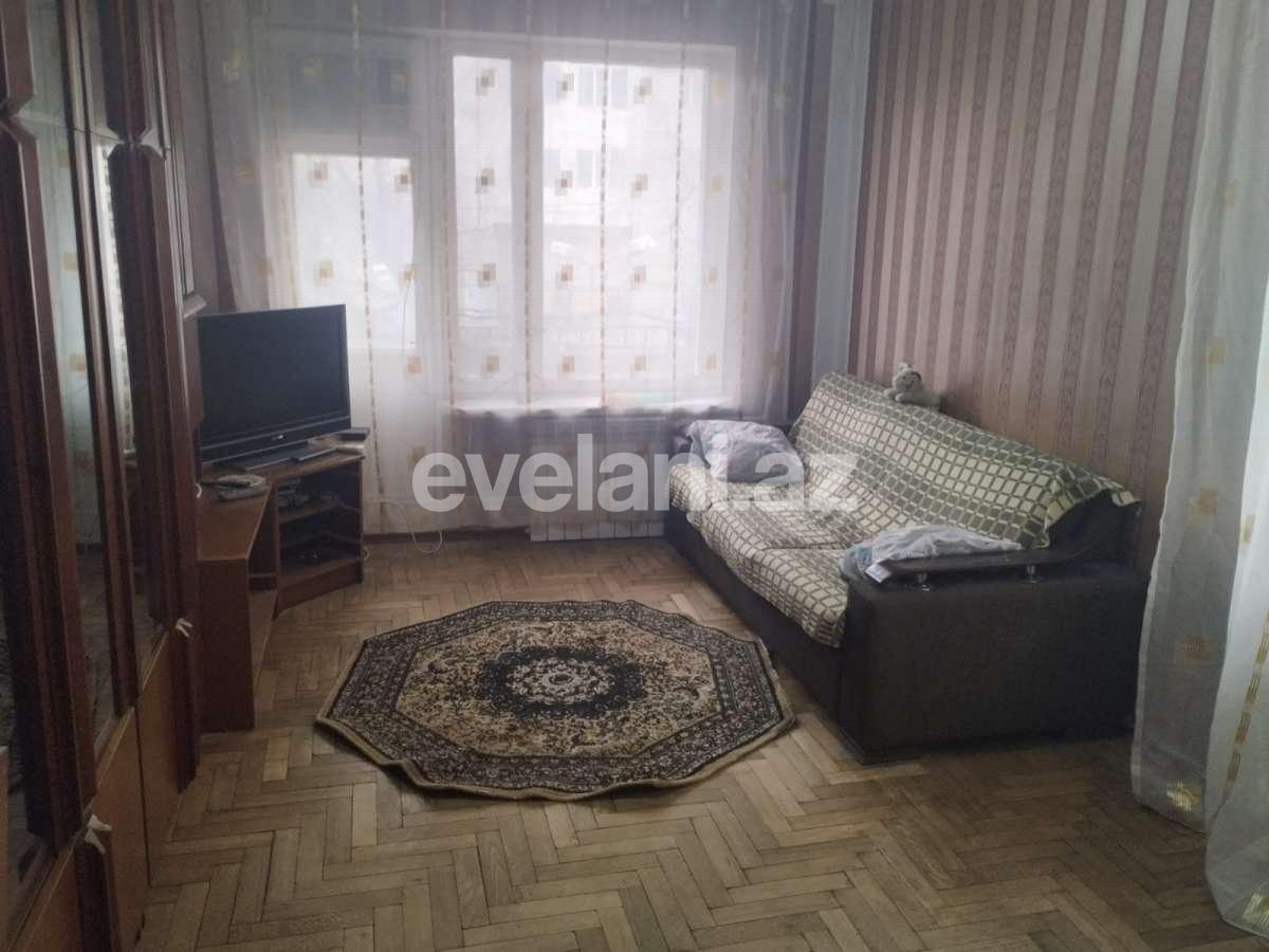 Kirayə verilir, köhnə tikili, 4 otaqlı, 110 m², Bakı, Binəqədi r, 8-ci mikrorayon q, Azadlıq prospekti m.