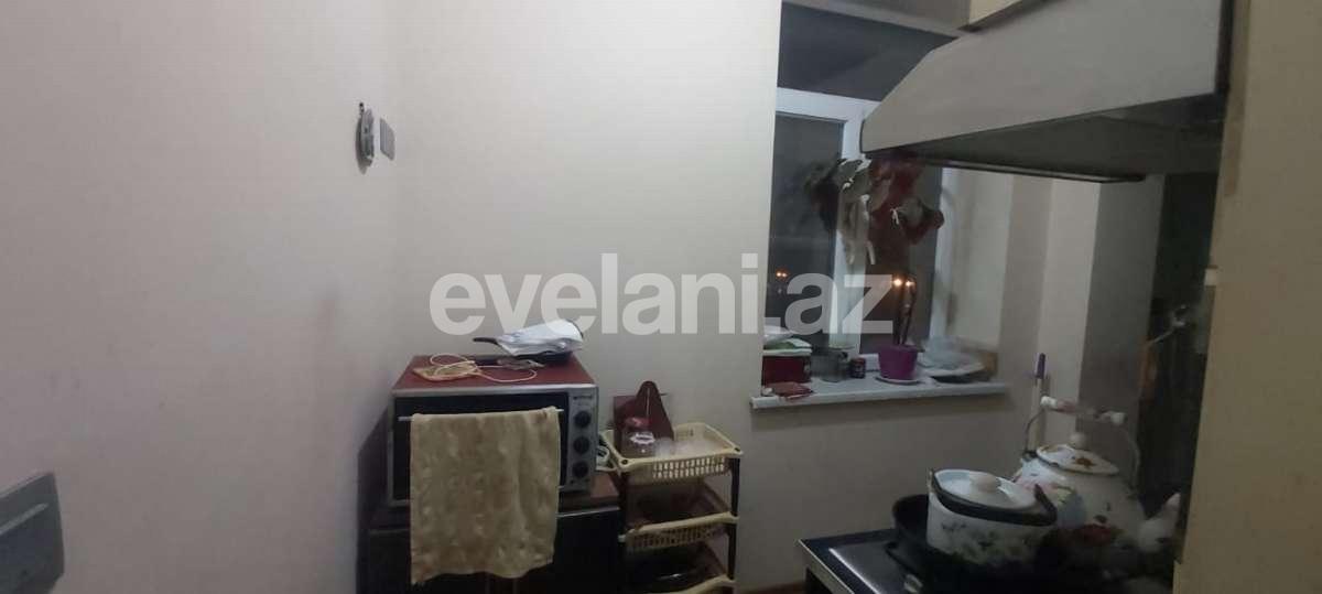 Продаётся, вторичка, 3-комнаты, 70 m², Баку, Ясамальский r, Элмляр Академиясы m.