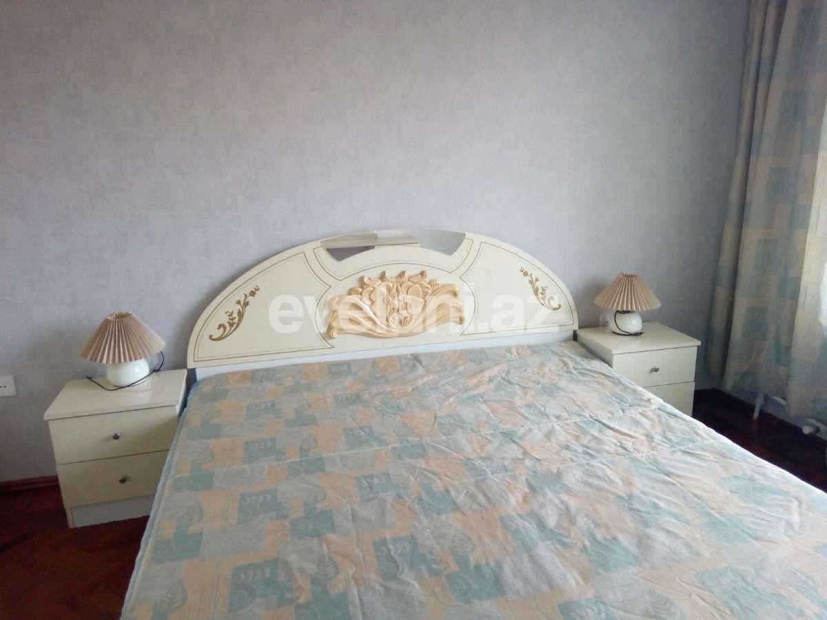 Satılır, köhnə tikili, 3 otaqlı, 80 m², Bakı, Xətai r, Azadlıq prospekti m.