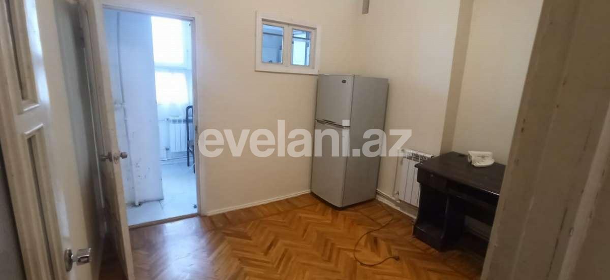 Satılır, köhnə tikili, 3 otaqlı, 60 m², Bakı, Xətai r, Həzi Aslanov m.