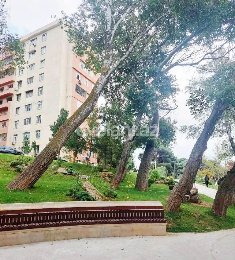 Satılır, köhnə tikili, 3 otaqlı, 60 m², Bakı, Xətai r, Əhmədli q, Həzi Aslanov m.