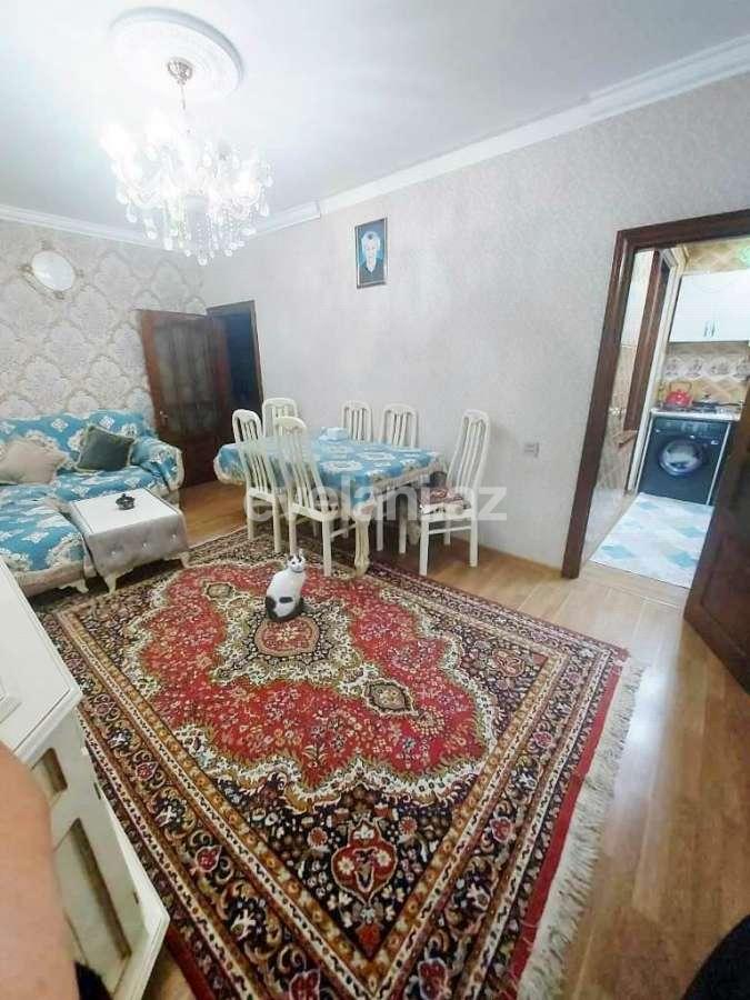 Satılır, köhnə tikili, 3 otaqlı, 60 m², Bakı, Xətai r, Əhmədli q, Həzi Aslanov m.