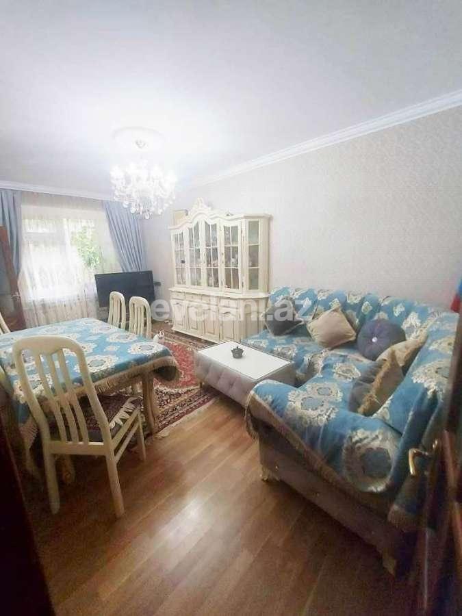 Satılır, köhnə tikili, 3 otaqlı, 60 m², Bakı, Xətai r, Əhmədli q, Həzi Aslanov m.