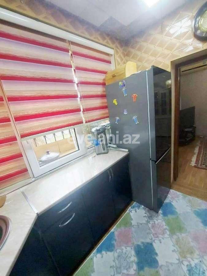 Satılır, köhnə tikili, 3 otaqlı, 60 m², Bakı, Xətai r, Əhmədli q, Həzi Aslanov m.