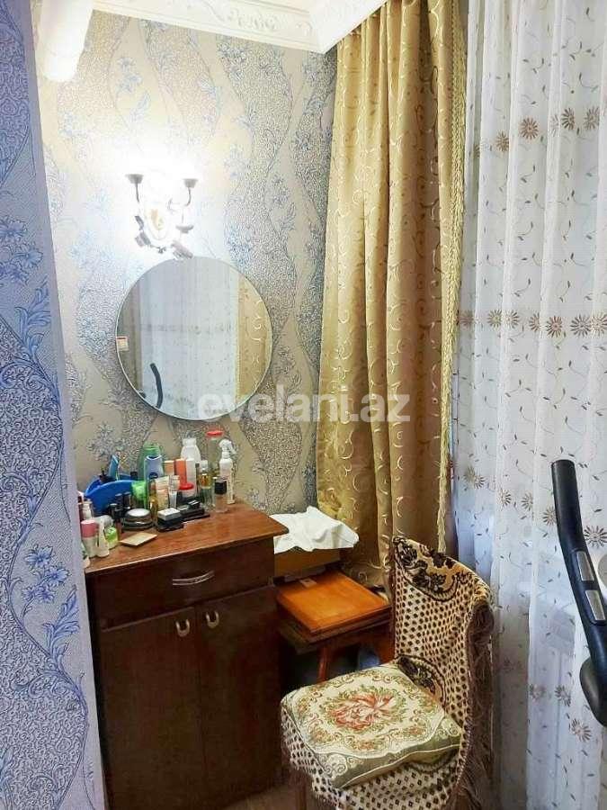 Satılır, köhnə tikili, 3 otaqlı, 60 m², Bakı, Xətai r, Əhmədli q, Həzi Aslanov m.