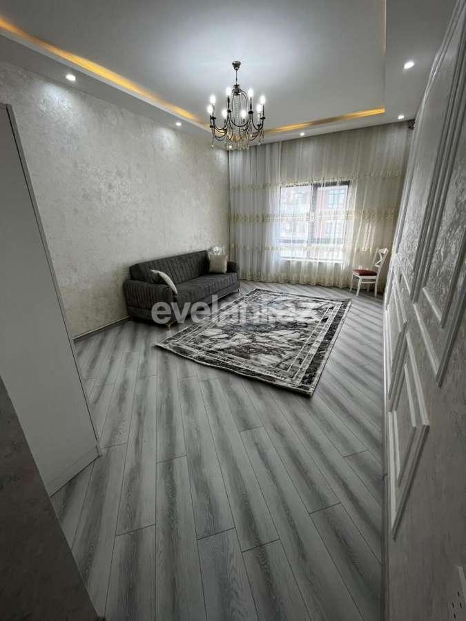 Kirayə verilir, yeni tikili, 2 otaqlı, 60 m², Bakı, Nəsimi r, 5-ci mikrorayon q, Memar Əcəmi m.