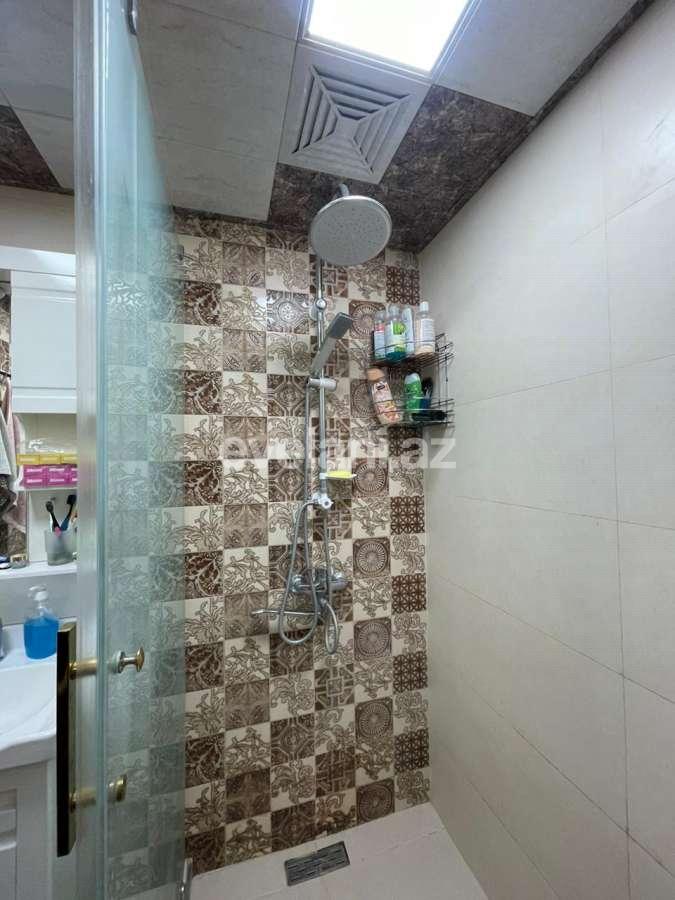 Satılır, köhnə tikili, 4 otaqlı, 110 m², Bakı, Xətai r, Həzi Aslanov m.