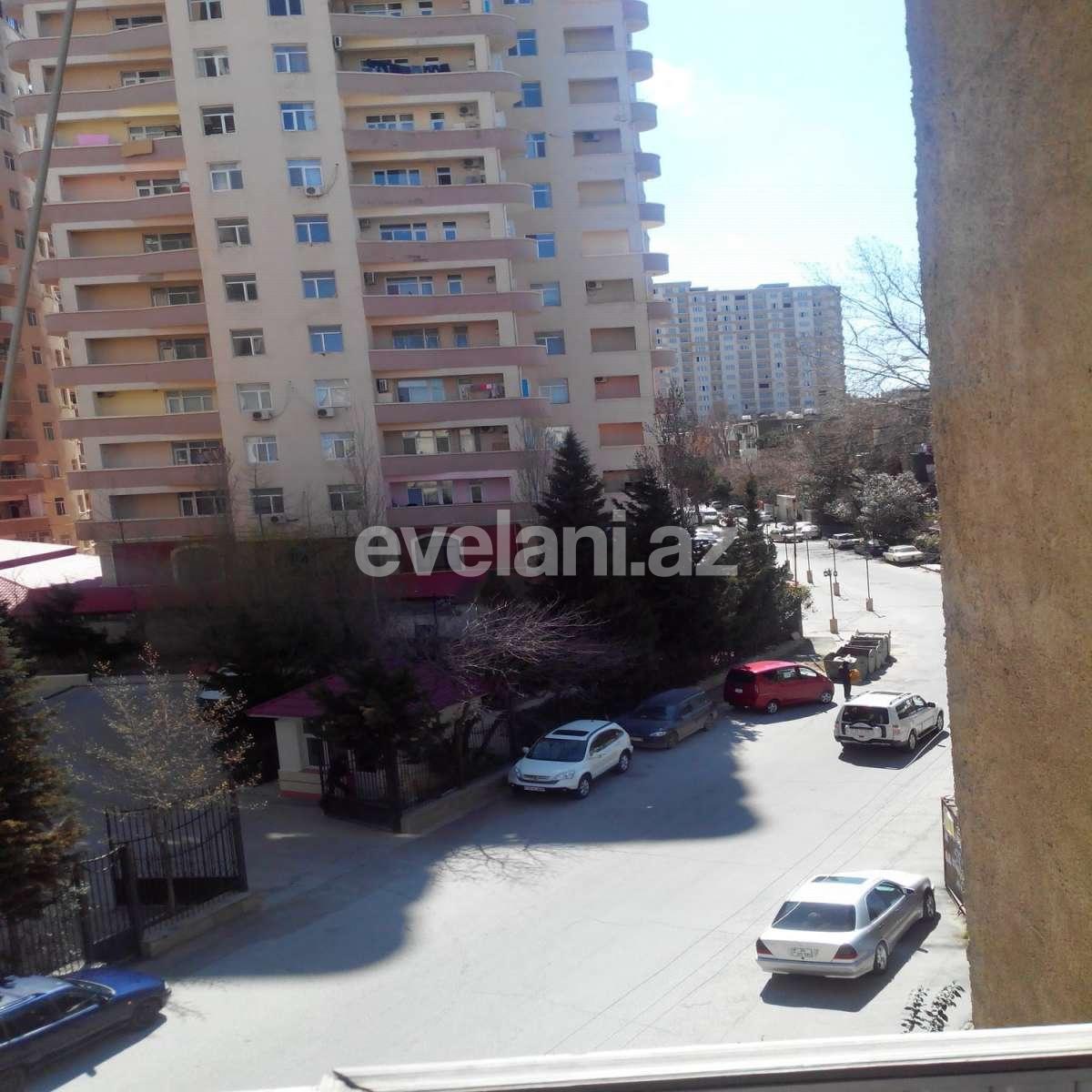 Rent, old building, 2 room, 45 m², Baku, Yasamal r, Elmlar Akademiyası m.