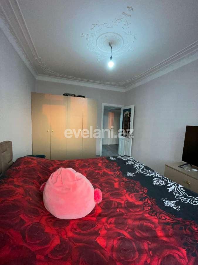 Sale, old building, 4 room, 110 m², Baku, Khatai r.