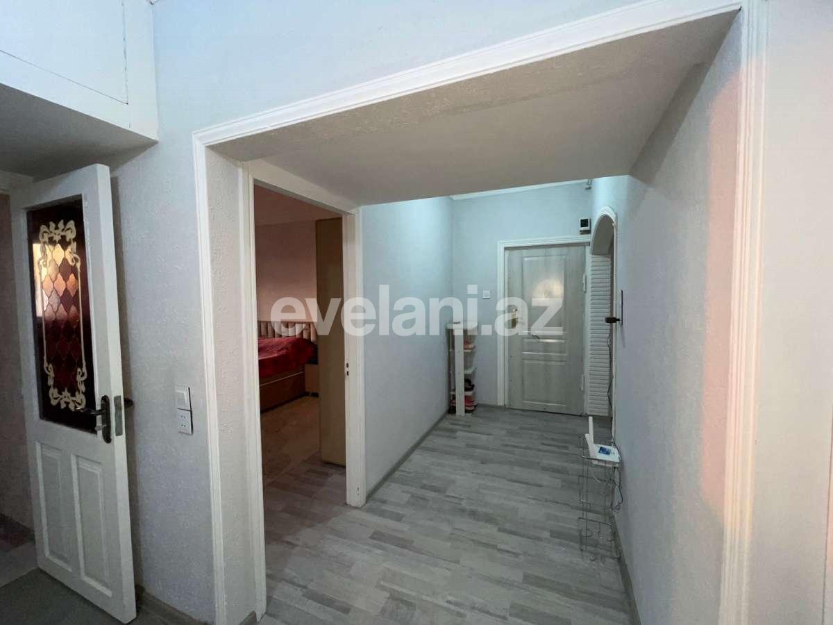 Sale, old building, 4 room, 110 m², Baku, Khatai r.