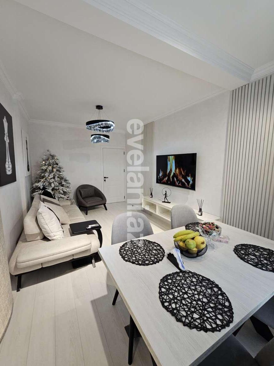 Satılır, köhnə tikili, 3 otaqlı, 60 m², Bakı, Suraxanı r, Yeni Günəşli q.