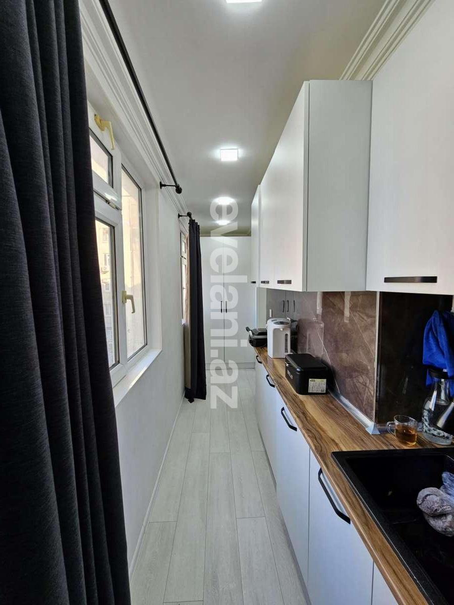 Satılır, köhnə tikili, 3 otaqlı, 60 m², Bakı, Suraxanı r, Yeni Günəşli q.