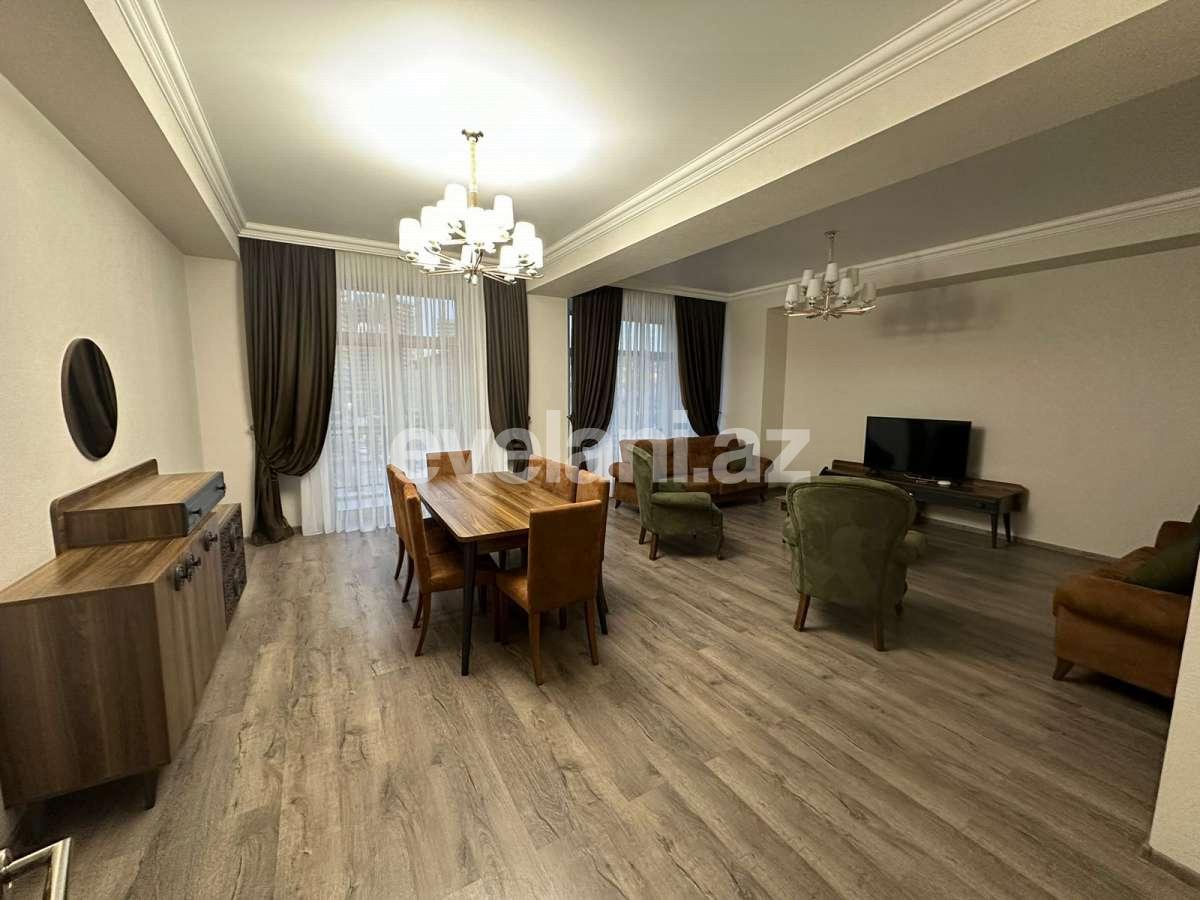 Kirayə verilir, yeni tikili, 4 otaqlı, 200 m², Bakı, Xətai r, Ağ şəhər q, Şah İsmayıl Xətai m.