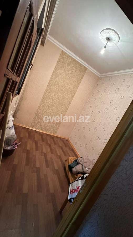 Satılır, köhnə tikili, 2 otaqlı, 45 m², Bakı, Binəqədi r, M. Rəsulzadə q, Azadlıq prospekti m.