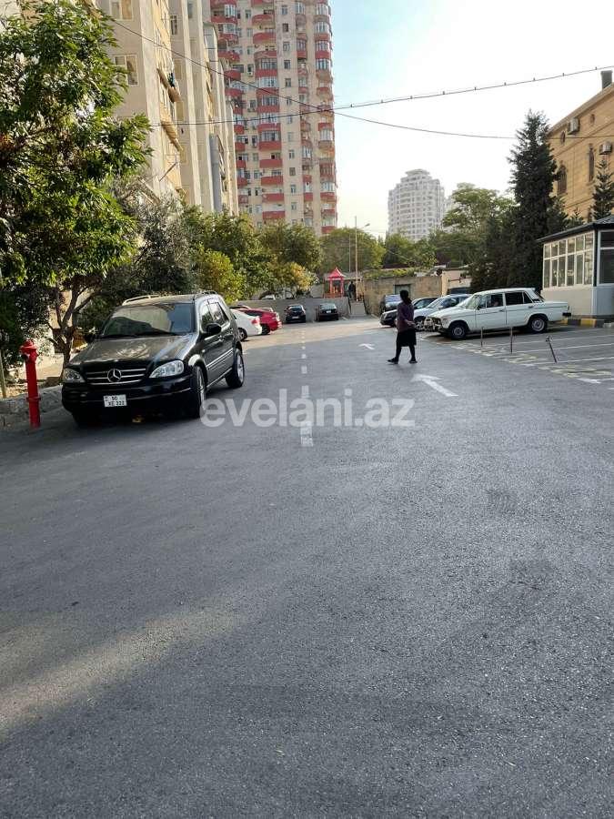 Kirayə verilir, köhnə tikili, 2 otaqlı, 60 m², Bakı, Nəsimi r, 8 Noyabr m.