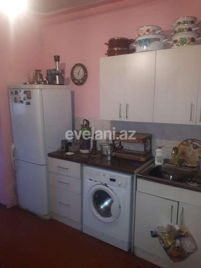 Sale, old building, 3 room, 80 m², Baku, Khatai r, Hazi Aslanov m.