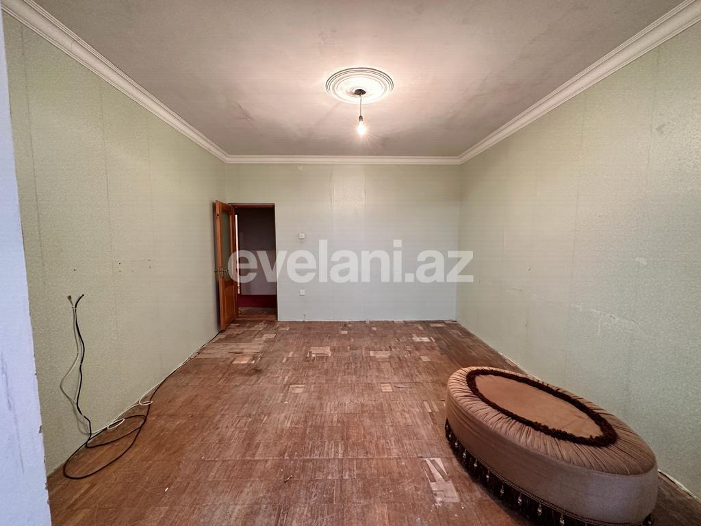 Satılır, köhnə tikili, 2 otaqlı, 100 m², Bakı, Xətai r, Həzi Aslanov m.