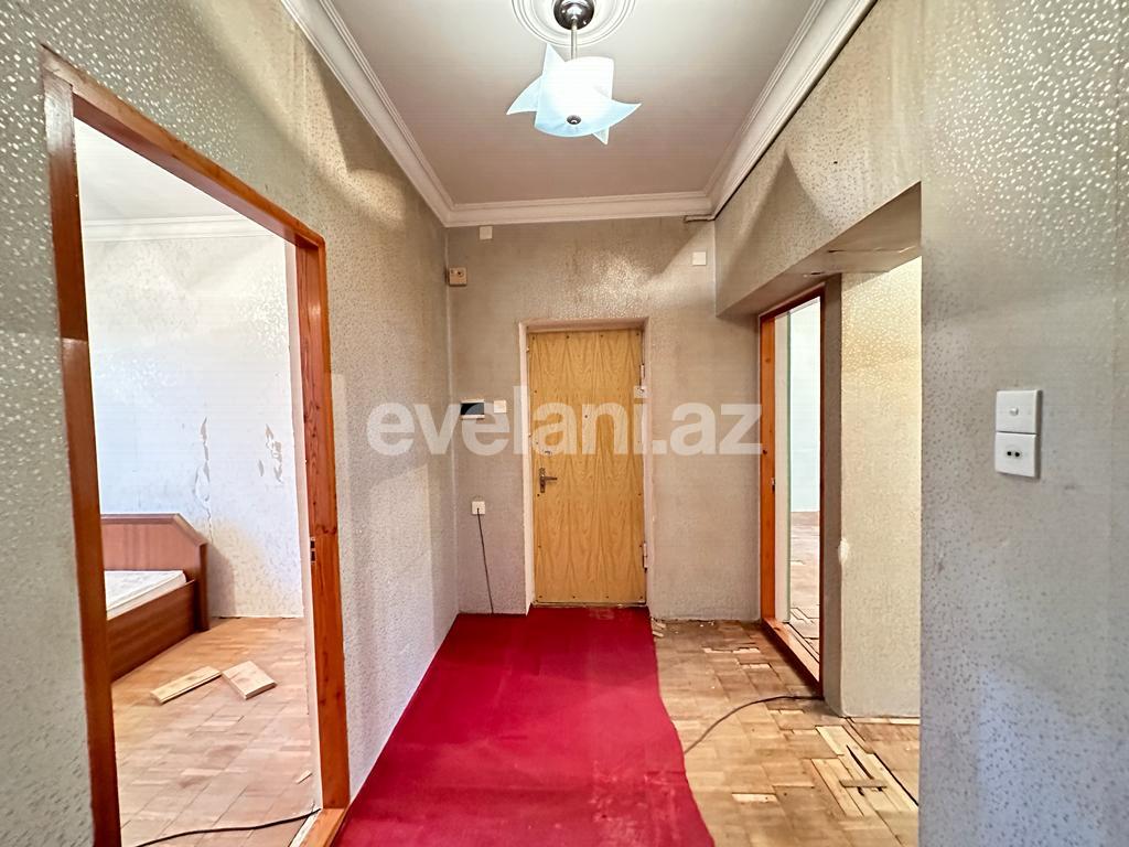 Satılır, köhnə tikili, 2 otaqlı, 100 m², Bakı, Xətai r, Həzi Aslanov m.