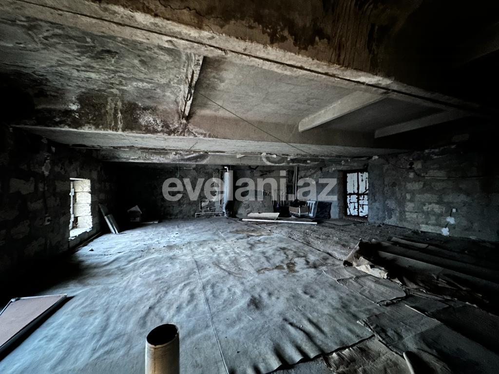 Satılır, köhnə tikili, 2 otaqlı, 100 m², Bakı, Xətai r, Həzi Aslanov m.