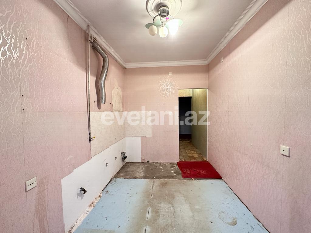 Satılır, köhnə tikili, 2 otaqlı, 100 m², Bakı, Xətai r, Həzi Aslanov m.