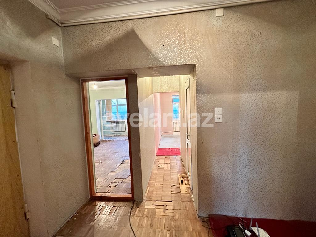 Satılır, köhnə tikili, 2 otaqlı, 100 m², Bakı, Xətai r, Həzi Aslanov m.