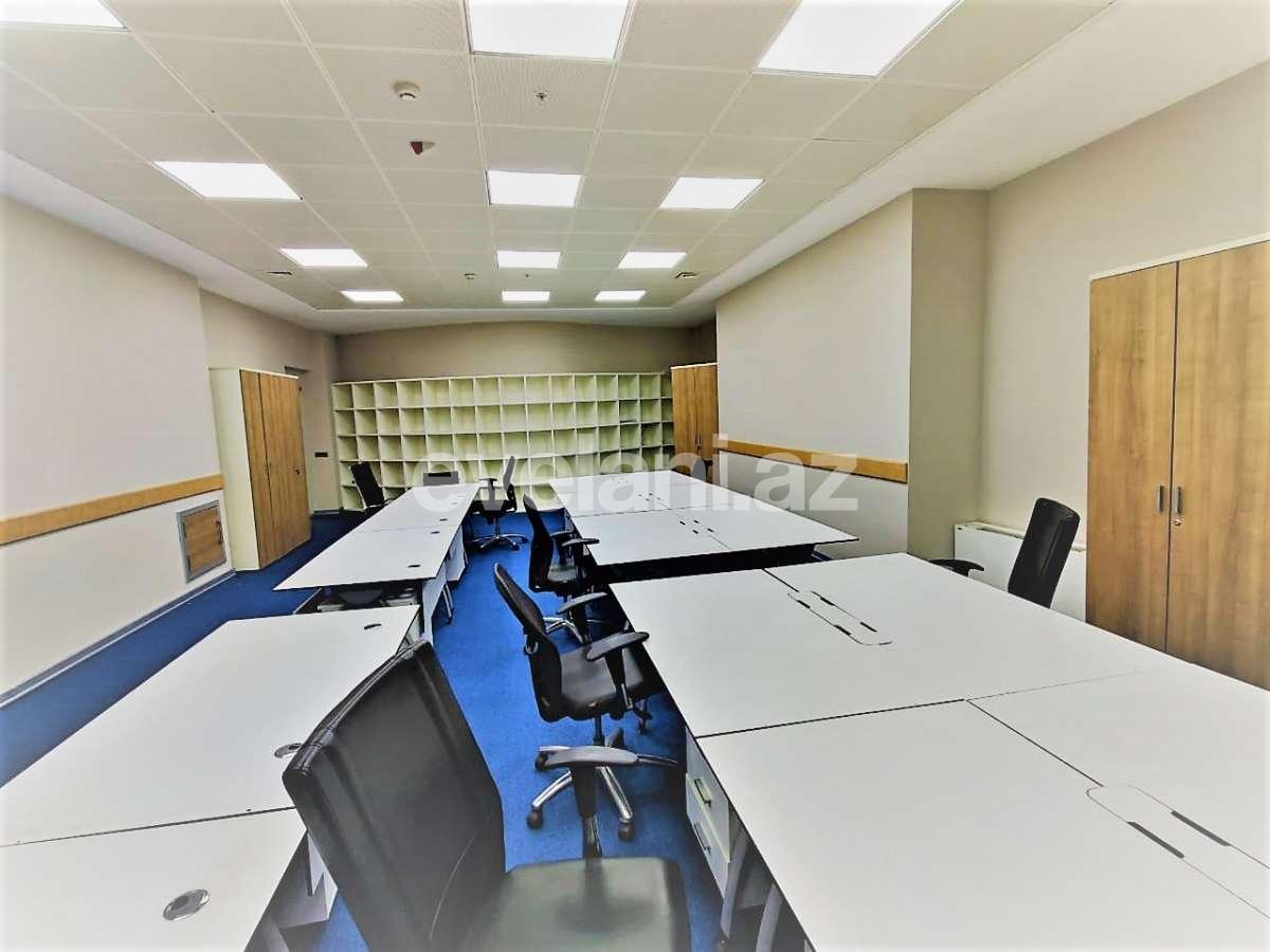 Rent, office, 12 room, 520 m², Baku, Nasimi r, 28 may m.