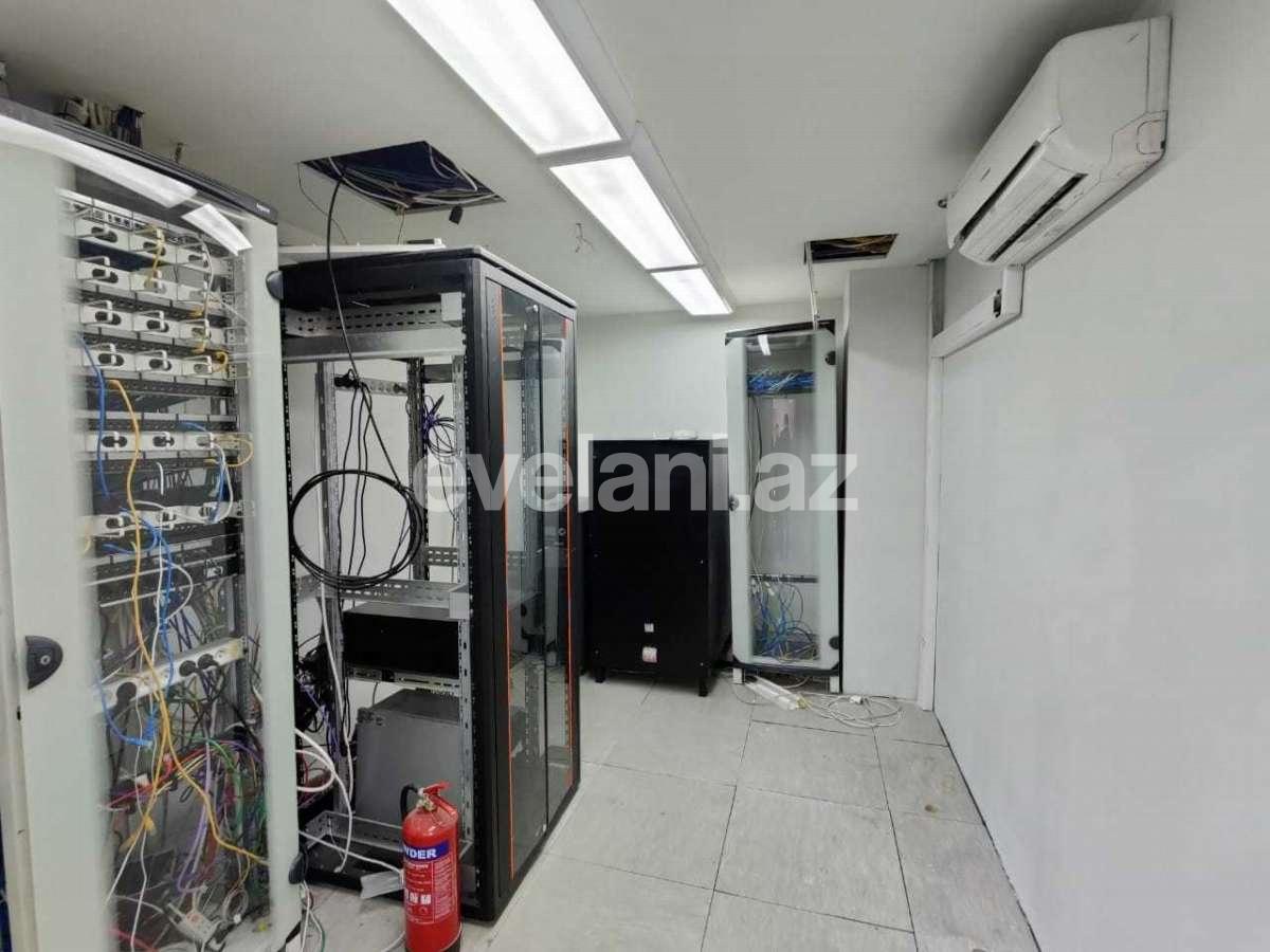 Rent, office, 12 room, 520 m², Baku, Nasimi r, 28 may m.
