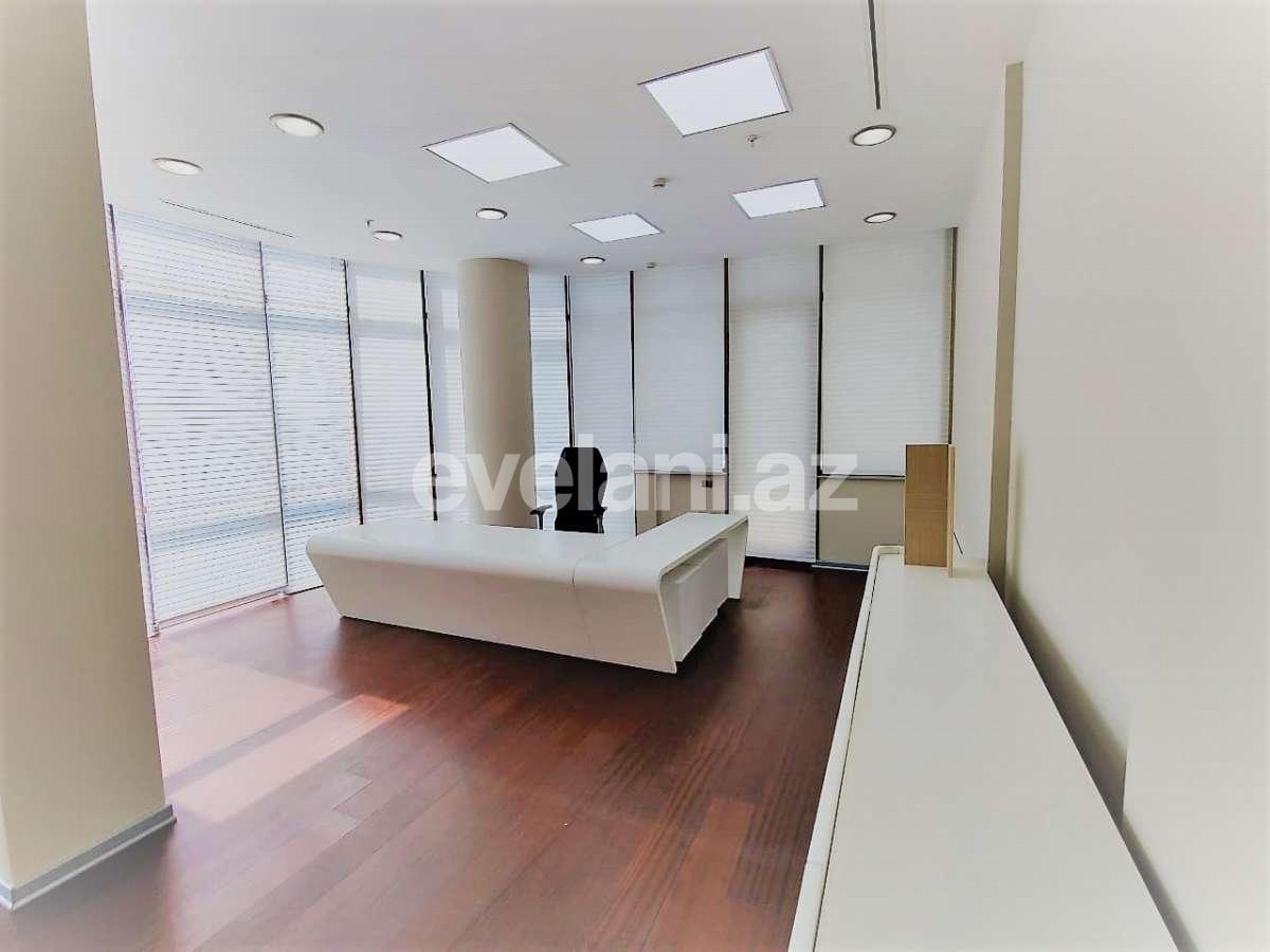 Rent, office, 12 room, 520 m², Baku, Nasimi r, 28 may m.
