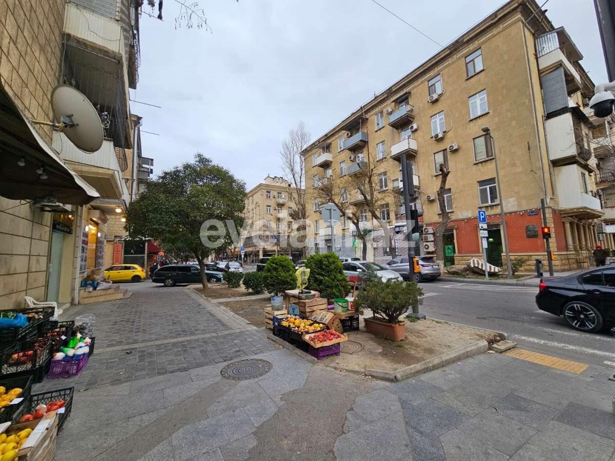 Сдаётся, объект, 85 m², Баку, Ясамальский r, Элмляр Академиясы m.