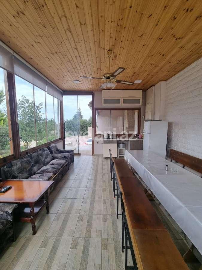 Kirayə verilir, həyət evi / bağ, 5 otaqlı, 250 m², Bakı, Abşeron r, Novxanı q.