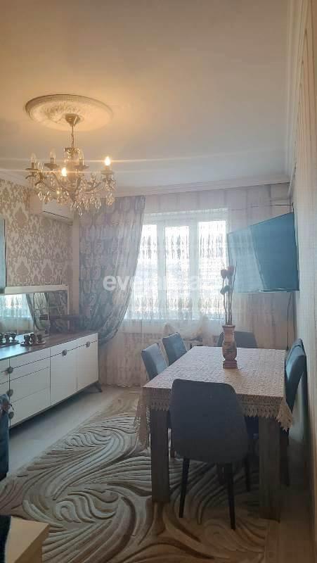 Satılır, köhnə tikili, 3 otaqlı, 75 m², Bakı, Sabunçu r, Bakıxanov q.