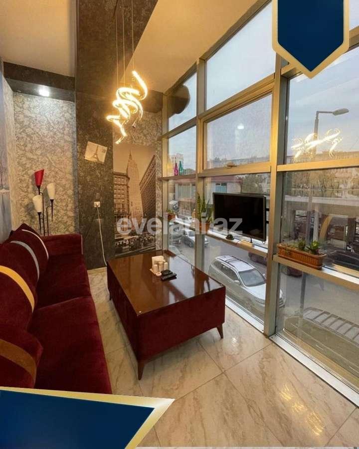 Kirayə verilir, obyekt, 240 m², Bakı, Binəqədi r, 7-ci mikrorayon q, Azadlıq prospekti m.