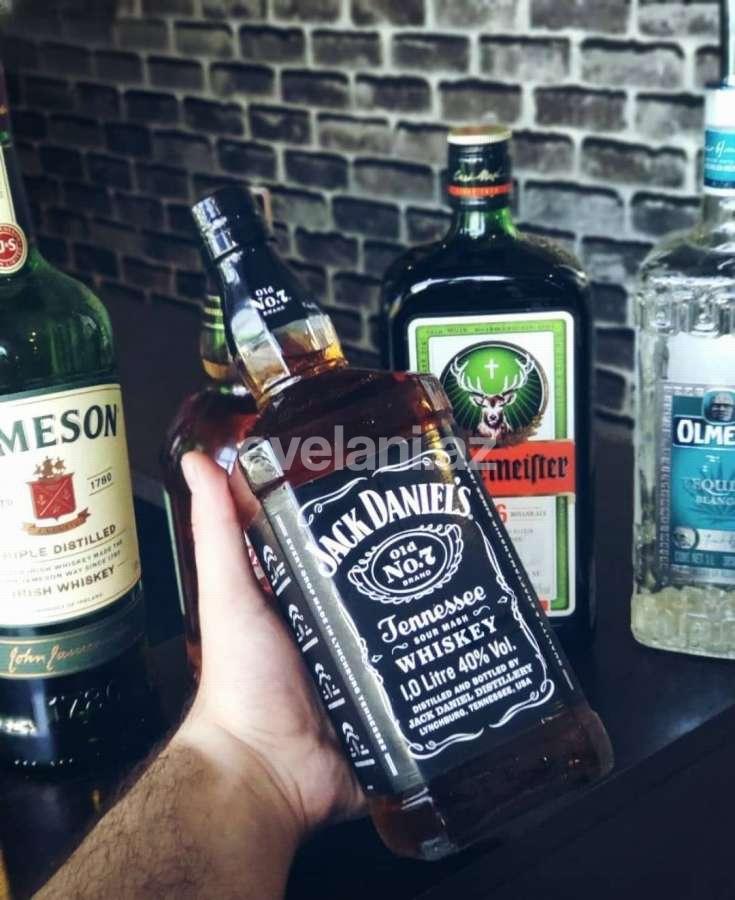 Kirayə verilir, obyekt, 240 m², Bakı, Binəqədi r, 7-ci mikrorayon q, Azadlıq prospekti m.