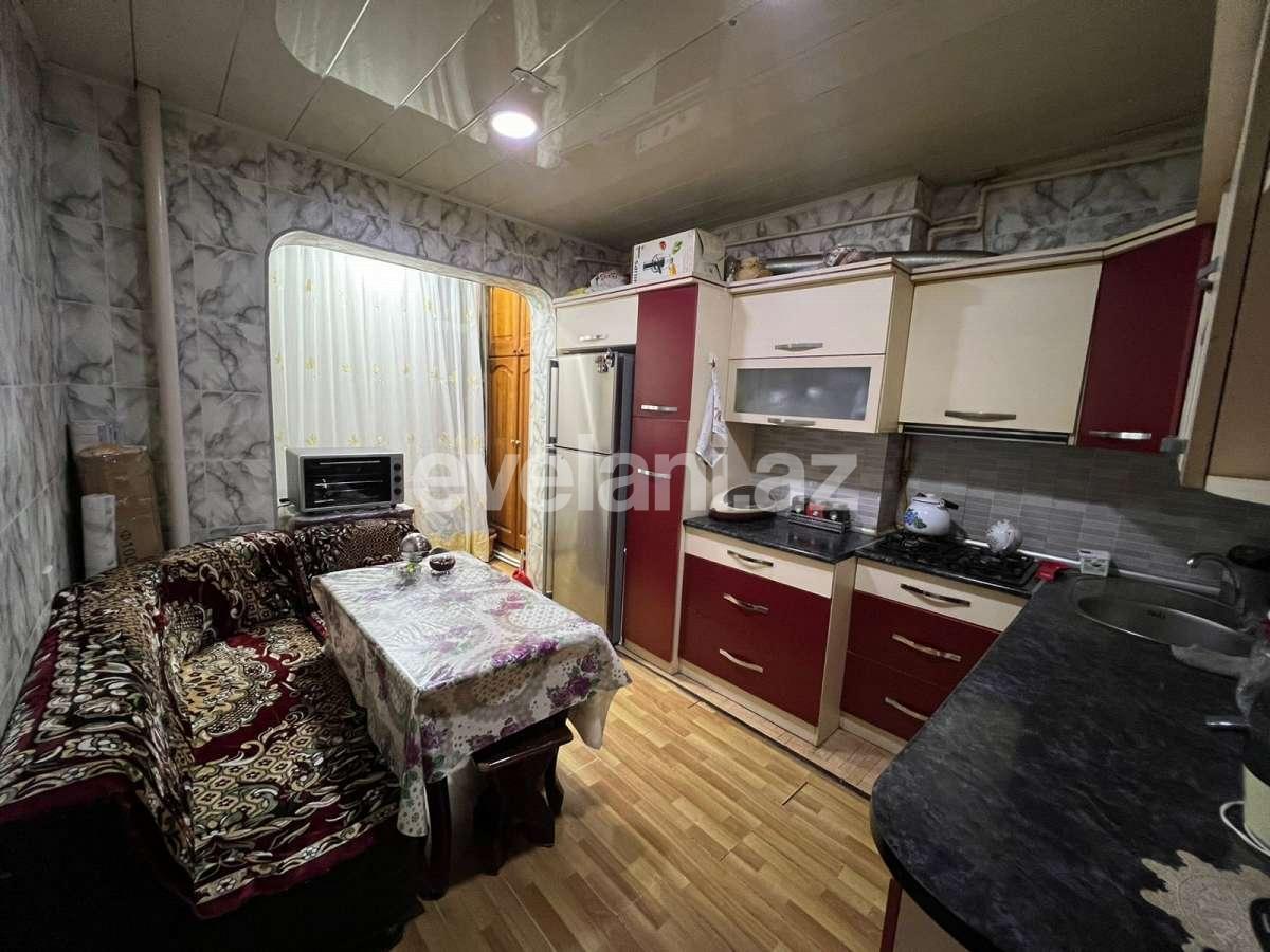 Satılır, köhnə tikili, 2 otaqlı, 65 m², Bakı, Suraxanı r, Yeni Günəşli q.