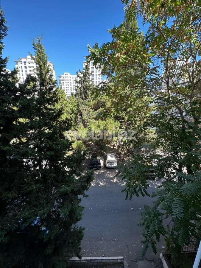 Сдаётся, вторичка, 2-комнаты, 75 m², Баку, Ясамальский r, Элмляр Академиясы m.