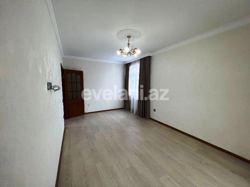 Satılır, köhnə tikili, 3 otaqlı, 60 m², Bakı, Sabunçu r, Bakıxanov q, Neftçilər m.