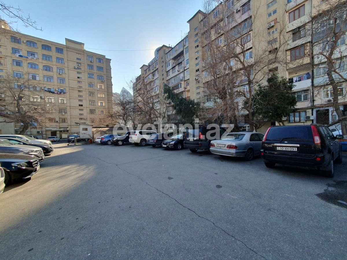 Satılır, köhnə tikili, 4 otaqlı, 103 m², Bakı, Nərimanov r, Nəriman Nərimanov m.