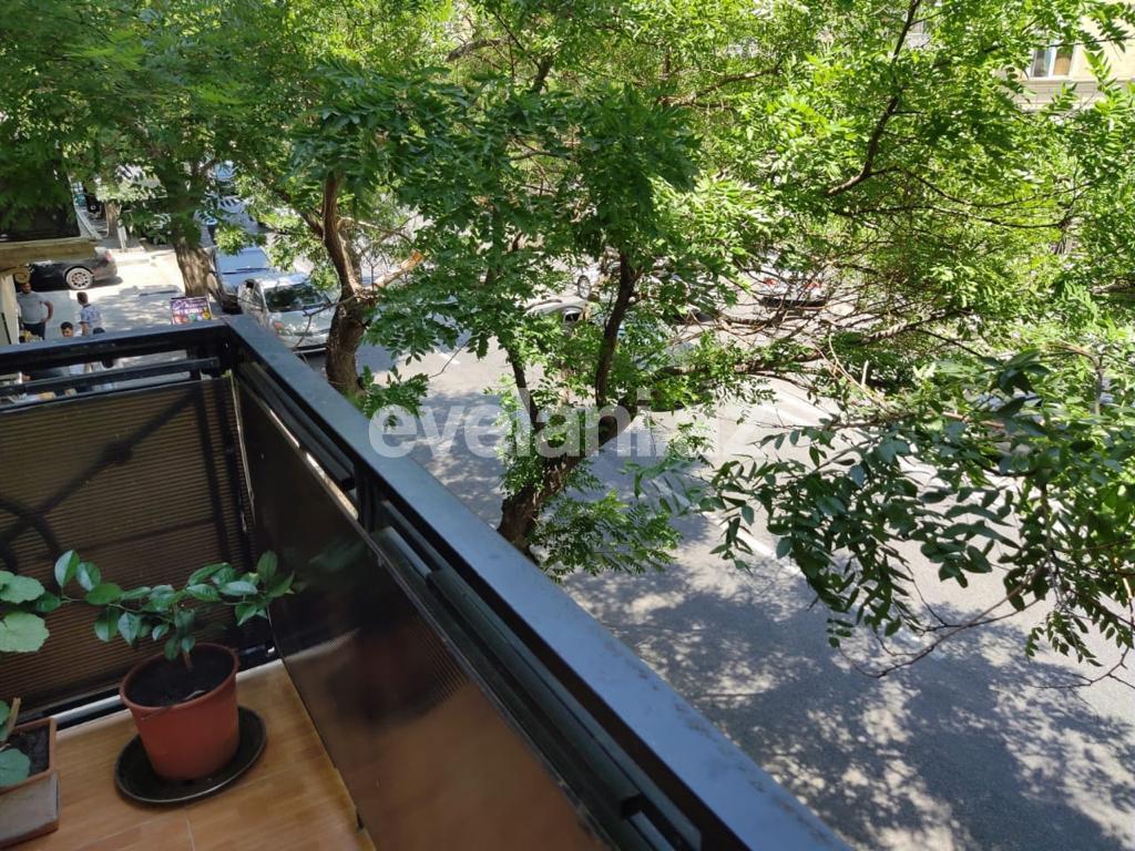 Satılır, köhnə tikili, 3 otaqlı, 80 m², Nəsimi r, 28 may m.