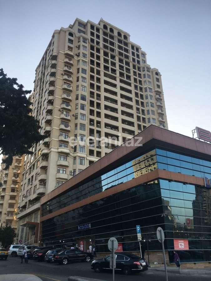 Sale, new building, 3 room, 135 m², Baku, Yasamal r, Inshaatchilar m.