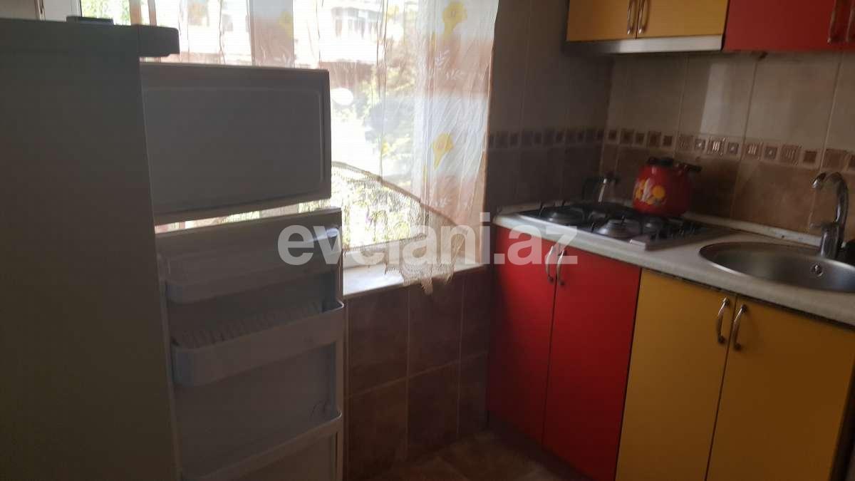 Kirayə verilir, köhnə tikili, 1 otaqlı, 48 m², Bakı, Yasamal r, Elmlər Akademiyası m.