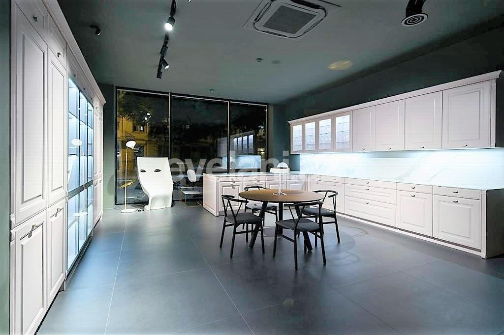 Kirayə verilir, obyekt, 300 m², Bakı, Səbail r, 28 may m.